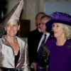 Sophie, comtesse de Wessex et Camilla Parker Bowles à Westminster lors du Commonwealth Day, le 12 mars 2012.
Lundi 12 mars 2012 avaient lieu en l'abbaye de Westminster les célébrations annuelles du Commonwealth Day, en présence de la reine Elizabeth II, de son mari le duc d'Edimbourg, du prince Charles, de sa femme la duchesse Camilla Parker Bowles, du comte et de la comtesse de Wessex ou encore du duc de Gloucester.