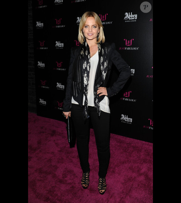 Mena Suvari assiste au lancement de la nouvelle collection de  vêtements Abbey Dawn d'Avril Lavigne, à Los Angeles, le mardi 13 mars  2012.