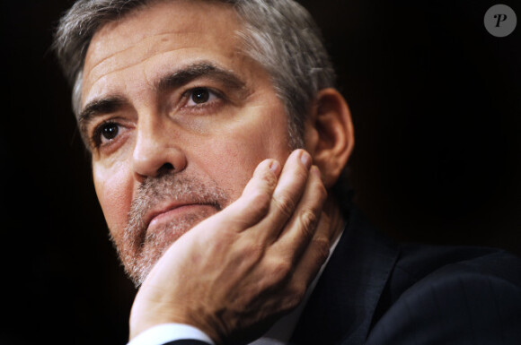 George Clooney se mobilise pour le Soudan et s'exprime au Sénat sur la situation du pays, à Washington, le 14 mars 2012