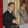 Nicolas Sarkozy a décoré onze  personnalités du monde des arts et du spectacle, le 14 mars 2012.