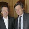 Michel Denisot et Nicolas de Tavernost lors du déjeuner à la Tour d'argent pour les 30 ans de "renaissance" de Château St-Pierre et les 430 ans de la Tour d'argent, le 15 mars 2012