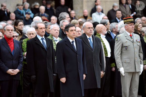 L'hommage à Pierre Schoendoerffer aux Invalides à Paris le 19 mars 2012