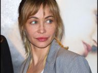 Emmanuelle Béart : Bye Bye Blondie et bonjour le sein de la jeune Clara Ponsot