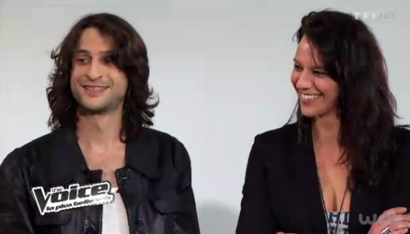 Battle entre Mr John Lewis et Aude dans The Voice sur TF1