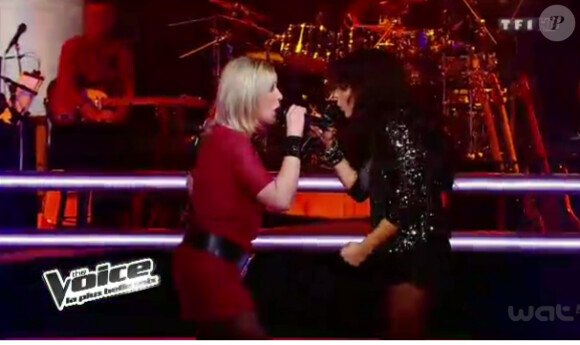 Battle de Blandine contre Ludivine dans The Voice, samedi 24 mars 2012 sur TF1