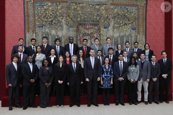 Le prince Felipe d'Espagne en audiences officielles au palais à Madrid le 26 mars 2012