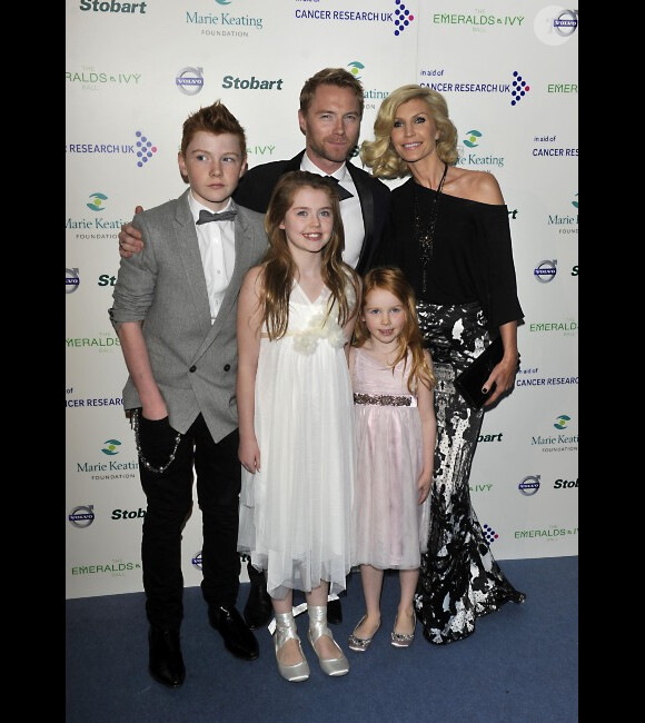 Ronan Keating et sa femme Yvonne et leurs enfants en décembre 2011