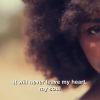 Inna Modja dans le clip pour For my land, publié début avril 2012, extrait de l'album Love Revolution. Une vidéo publiée alors que le Mali souffre plus que jamais de son instabilité politique après un énième coup d'Etat le 22 mars 2012...
