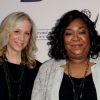 Betsy Beers et Shonda Rhimes lors d'une soirée en l'honneur de Shonda Rhimes à Hollywood à Los Angeles le 2 avril 2012