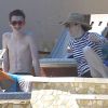 Julianne Moore en vacances avec son fils Caleb, 14 ans, à Los Cabos au Mexique, le 19 mars 2012.