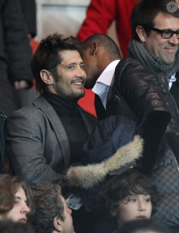 Bixente Lizarazu et Samuel Eto'o le 8 avril 2012 au Parc des Princes lors du match PSG-OM à Paris