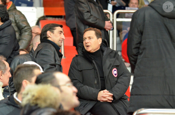 Eric Besson le 8 avril 2012 au Parc des Princes pour le match entre le PSG et l'OM à Paris