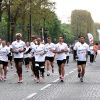 Taïg Khris, Samuel Etienne, Satya Oblet, Paul Belmondo lors des Kilomètres du Coeur, en plein Marathon de Paris le 15 avril 2012