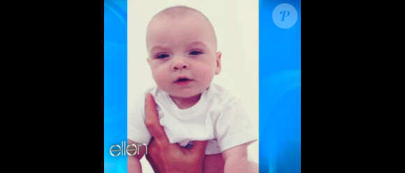Mariska Hargitay sur le plateau d'Ellen DeGeneres parle de ses deux bébés - Ici, son adorable Andrew