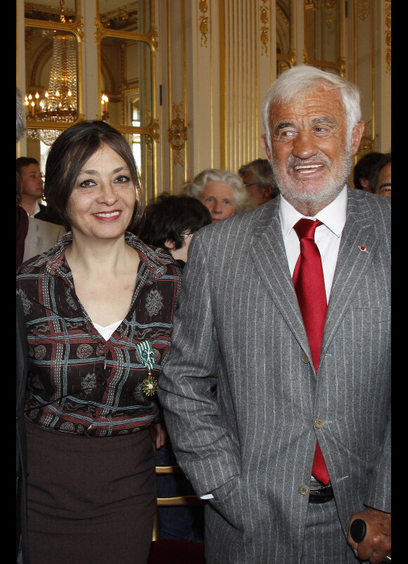 Jean-Paul Belmondo et Catherine Ringer, à Paris le 20 avril 2012.