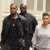Kim Kardashian et Kanye West dans les rues de New York le 21 avril 2012