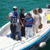 Angelina Jolie, Brad Pitt et leurs enfants s'offrent quelques jours de vacances dans les îles Galapagos le 23 avril 2012