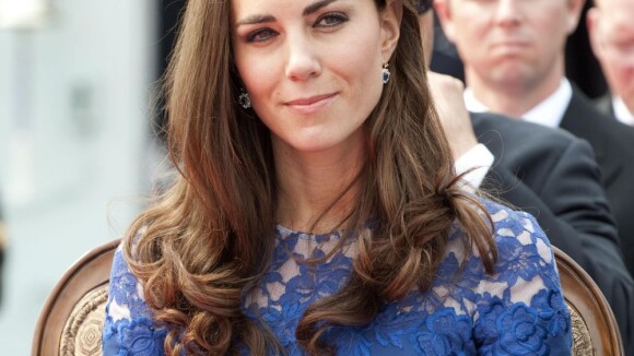 Kate Middleton, la belle bleue : 1 an de mariage et de vie royale en couleur
