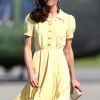 Kate Middleton lors de la tournée royale en Amérique du nord en juin-juillet 2011.
Catherine, duchesse de Cambridge (Kate Middleton), devenue de manière fulgurante une icône de style depuis son entrée dans la famille royale, s'en est souvent remise au bleu, une couleur qu'elle affectionne, pour des occasions spéciales.