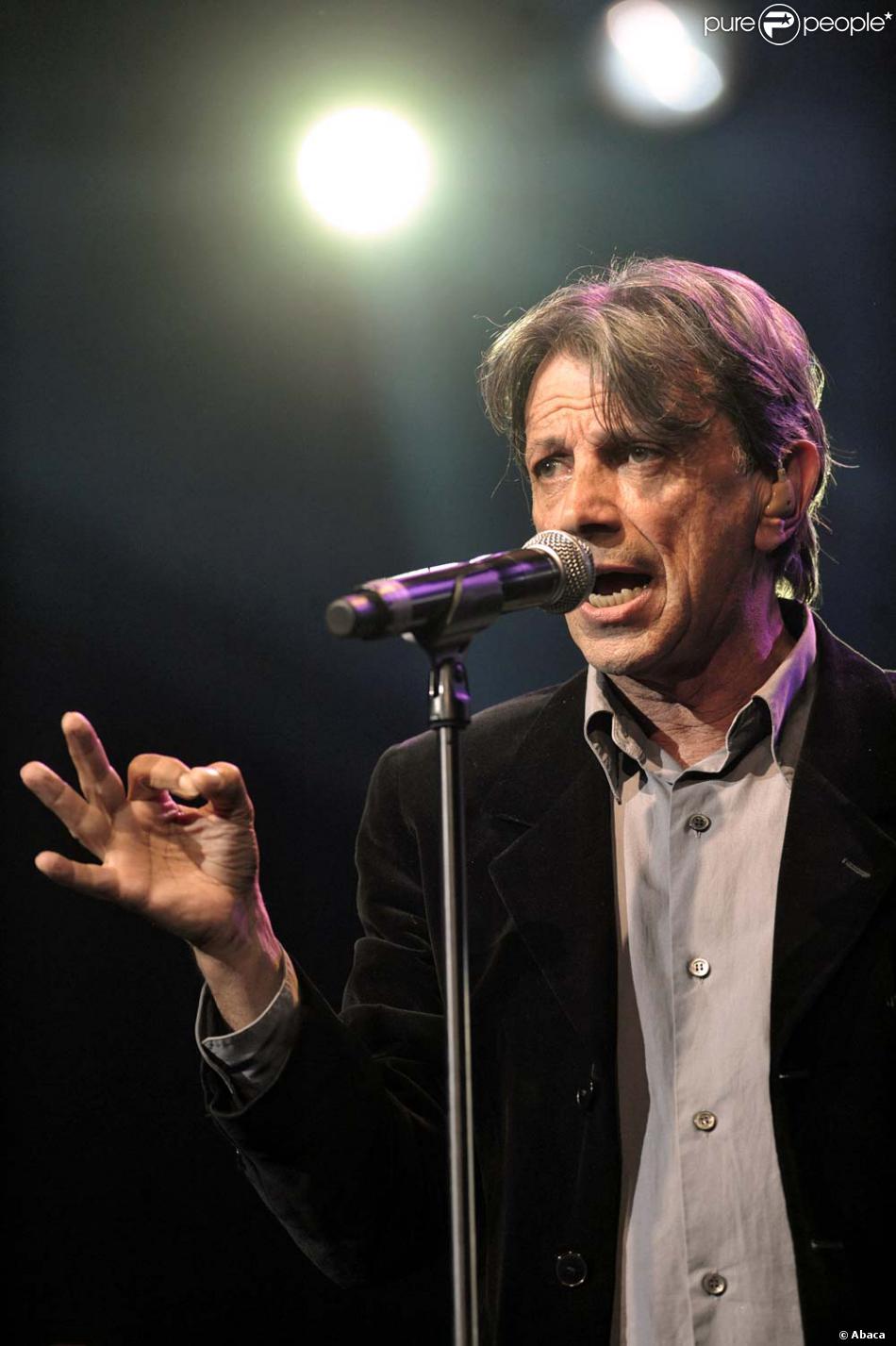 Тренер марокко по футболу эрве ренар. Эрве вилешез. Pedro эрве вилар. Эрве вильшез. Эрве дезарбр.