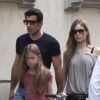 Luis Figo, sa femme Helen Svedin et leurs trois filles Daniela, Martina et Stella le 29 avril 2012 à Milan