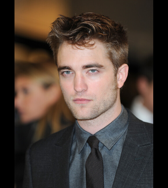 Robert Pattinson, en novembre 2011 à Londres.