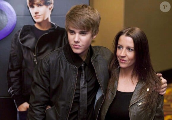 Justin Bieber et sa maman Pattie Mallette à Toronto, le 1er février 2011.