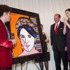 La princesse Mary de Danemark révélait à Copenhague le 6 mai 2012 avec la complicité et la présence de Romero Britto le portrait d'elle que l'artiste brésilien a réalisé à l'occasion de la Journée des enfants (Børnehjaelpsdagen) au Danemark 2012, dont elle est la marraine et dont il a signé l'affiche.