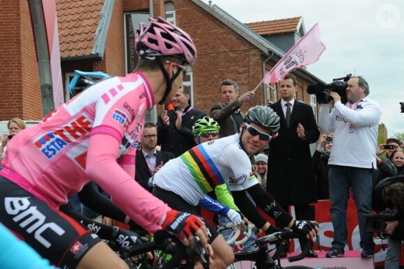 Le prince Frederik de Danemark à Herning pour le départ de la deuxième étape du Giro 2012, le 6 mai.