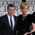 Melanie Griffith et son mari Antonio Banderas lors de la cérémonie des Golden Globe Awards à Beverly Hills, le 15 janvier 2012.