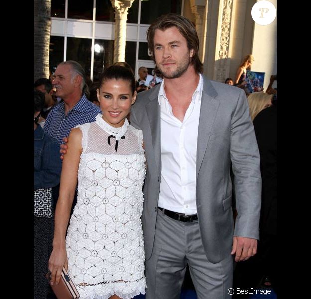 Elsa Pataky en compagnie de son mari Chris Hemsworth à l'avant-première de Captain America en juillet 2011 à Los Angeles