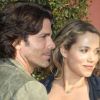 Elizabeth Berkley, enceinte, et son mari Greg Lauren lors du vernissage de l'exposition Rebel à Los Angeles le 12 mai 2012