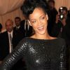 Rihanna en robe Tom Ford lors du gala du Costume Institute au Metropolitan Museum de New York. Le 7 mai 2012.