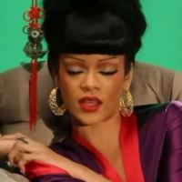 Rihanna : Samouraï et geisha pour Coldplay, elle se transforme en Cléopâtre sexy
