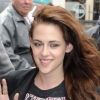 Kristen Stewart lors de son arrivée aux studios de la Radio One à Londres le 15 mai 2012