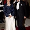 Le roi Carl XVI Gustaf de Suède et la reine Silvia. Le prince Charles et Camilla Parker Bowles donnaient le 18 mai 2012 à Buckingham Palace un dîner pour de nombreux royaux étrangers, invités en l'honneur du jubilé de diamant de la reine Elizabeth II. Les convives avaient plus tôt dans la journée déjeuné avec la monarque au château de Windsor.