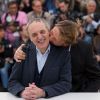 Dario Argento et sa fille Asia Argento lors du photocall de Dracula 3D, à Cannes le 19 mai 2012