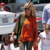 Heidi Klum emmène ses quatre enfants à leur cours de karaté à Brentwood, Los Angeles le 19 mai 2012