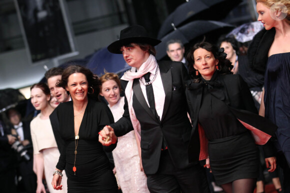 Pete Doherty lors de la montée des marches de Confession d'un enfant du siècle au Festival de Cannes, le 20 mai 2012.