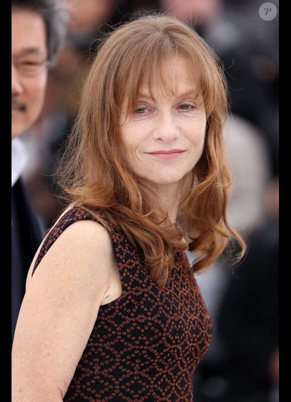 Isabelle Huppert pour le photocall du film In Another Country de le 21 mai 2012 au Festival de Cannes