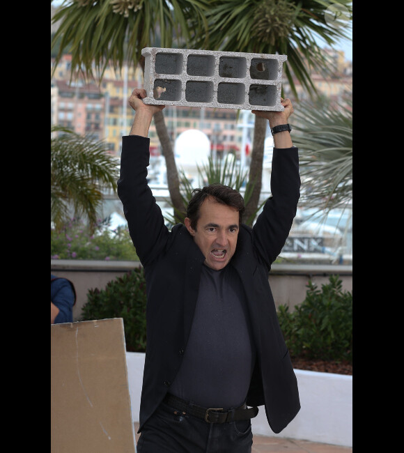Albert Dupontel lors du photocall du film Le Grand Soir le 22 mai 2012 au Festival de Cannes