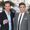 Matthew McConaughey et Zac Efron lors du photocall du film Paperboy au Festival de Cannes le 24 mai 2012