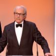Ken Loach reçoit le Prix du Jury pour  La Part des Anges , lors de la cérémonie de clôture du 65e Festival de Cannes, le dimanche 27 mai 2012.