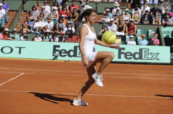 Amélie Mauresmo lors de la journée des enfants à Roland Garros le 26 mai 2012 à Paris