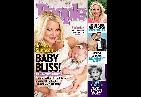 Jessica Simpson prend la pose avec son adorable fille Maxwell en couverture du magazine People, mai 2012.