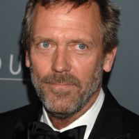 Hugh Laurie : Sa liaison extraconjugale révélée dans une biographie