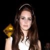 Lana Del Rey arrive à l'El Rey Theater où elle donnera le dernier de ses trois concerts de Los Angeles, le 5 juin 2012.