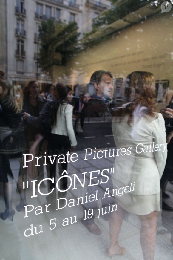 Exposition Icônes à la galerie Art District à Paris, le 6 juin 2012.