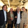 Farid Lahouassa, Jean-François Stévenin, Clotilde Courau et Daniel Angeli au vernissage de son exposition Icônes à la galerie Art District à Paris, le 6 juin 2012.