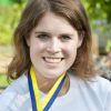 Une médaille en souvenir de cette belle aventure nocturne...
La princesse Eugenie d'York, 22 ans, prenait part dans la nuit du 9 au 10 juin 2012 à Nightrider, un périple à vélo caritatif, de nuit, long de 105 kilomètres. La fille du prince Andrew et de Sarah Ferguson roulait pour le Royal National Orthopaedic Hospital, dont elle est la marraine.